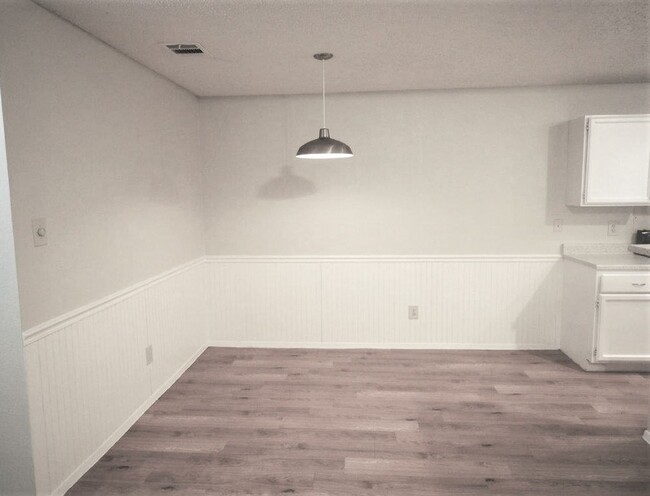 Building Photo - 7906AWESTGATE