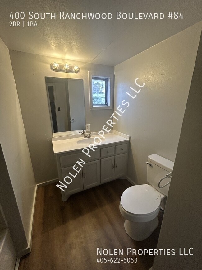 Building Photo - 400 S Ranchwood Blvd