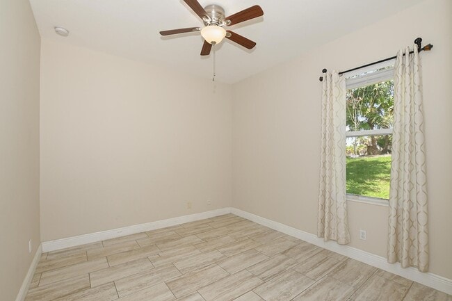 Building Photo - 1273 Scarlet Oak Cir