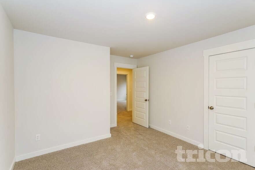 Building Photo - 6316 Trace Point Ct