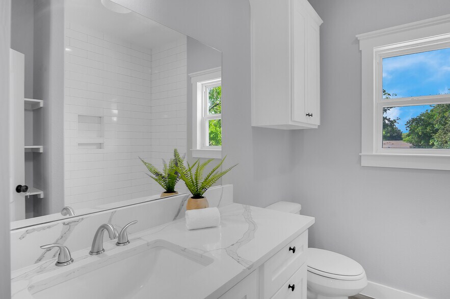 Building Photo - 6208 Force St