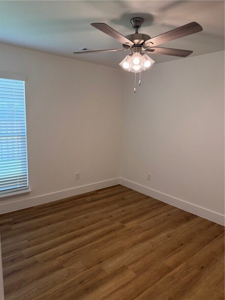 Building Photo - 3708 N Wiley Dr