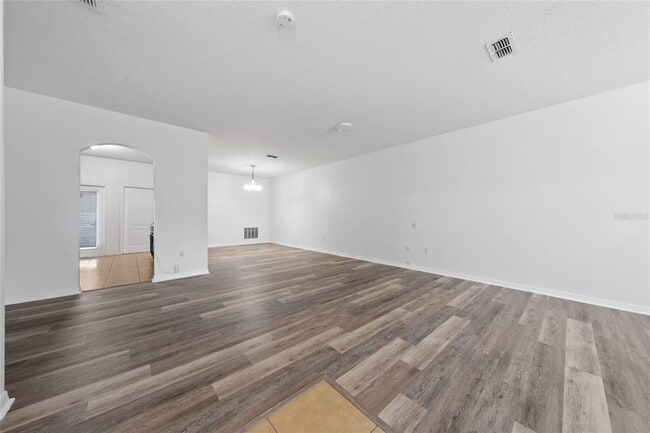 Building Photo - 1704 Buckeye Falls Way