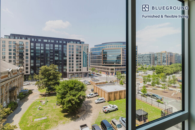 Building Photo - 3 Tingey Sq SE