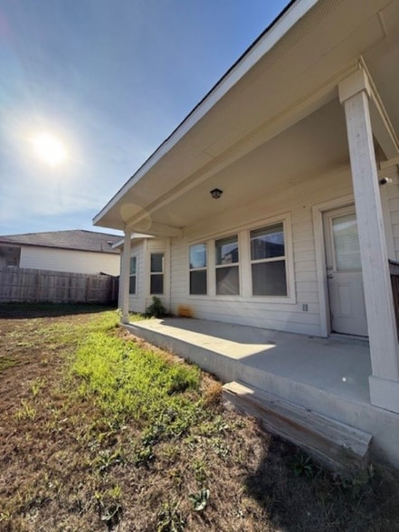 Building Photo - 15235 Selene View