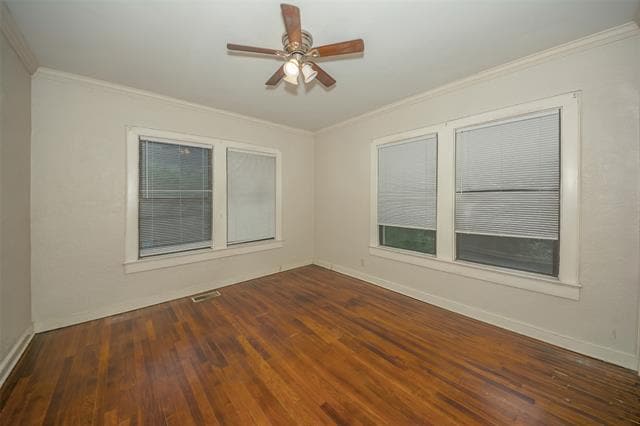 Building Photo - 902 S Oak Cliff Blvd