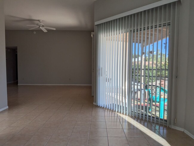 Building Photo - Oro Valley Rental