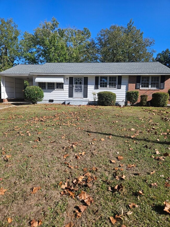 Primary Photo - 307 Quail Dr