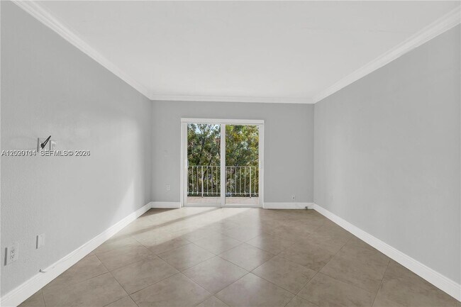 Building Photo - 6200 W Flagler St
