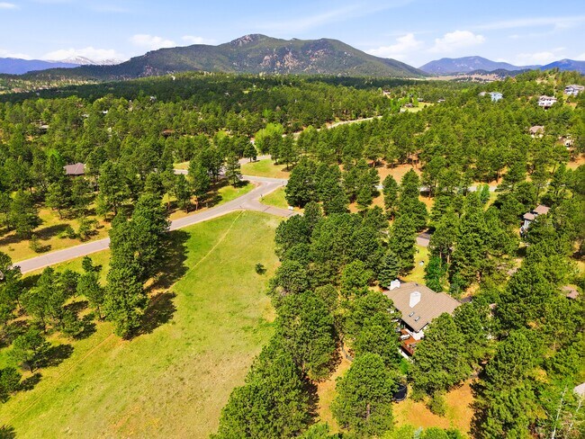 Building Photo - 29596 Targhee Ln