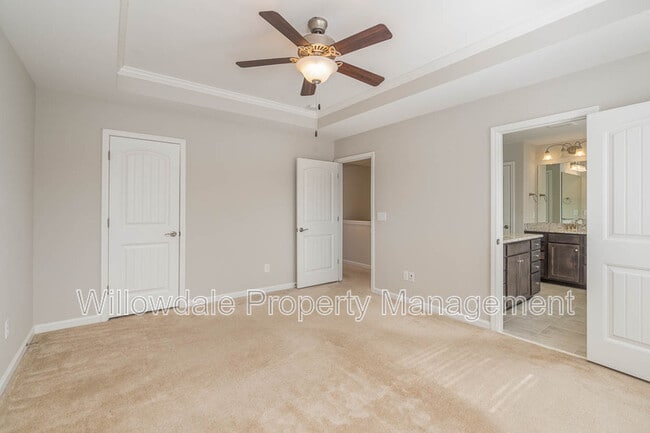 Building Photo - 8002 Reedybrook Crossing