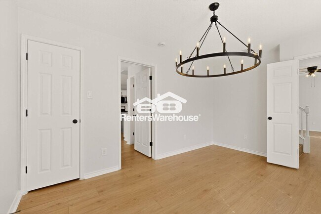 Building Photo - 4918 Silverweed Dr