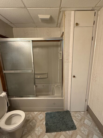 Building Photo - 918 Leland Ave