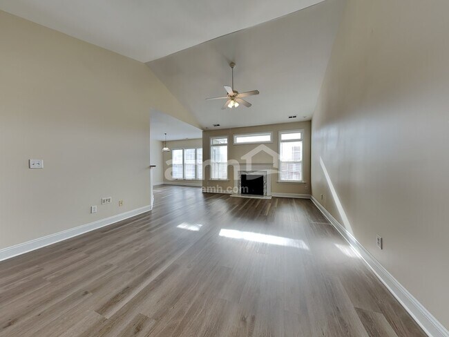 Building Photo - 112 Spalding Ln