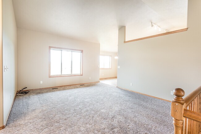 Building Photo - 2500 N Wright Ave