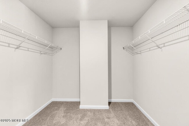 Building Photo - 8 Rothbury Ct