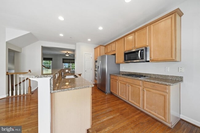 Building Photo - 8921 Amelung St