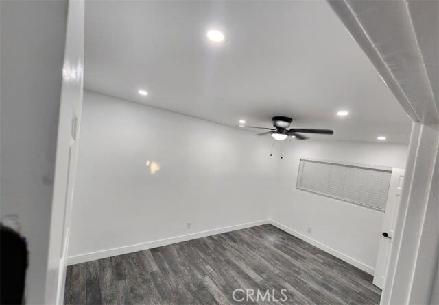 Building Photo - 714 W 95th St