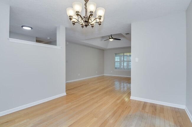 Building Photo - Brick Ranch in Evans