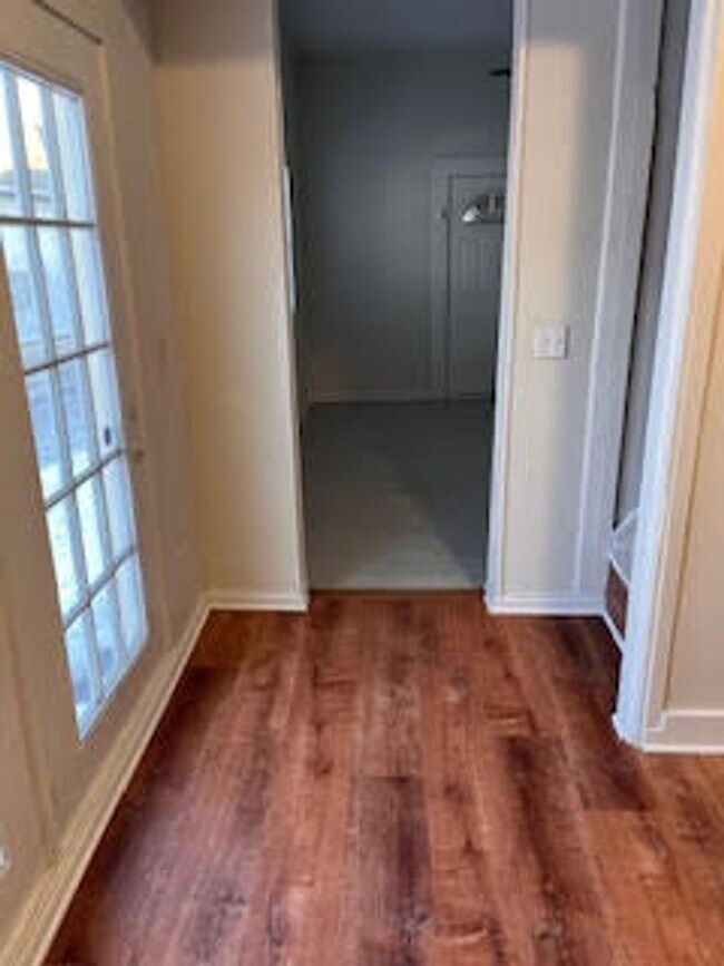 Building Photo - Just minutes away from IUPUI's campus and downtown,