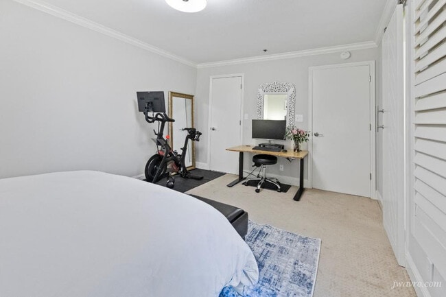 Building Photo - 1565 Sacramento St