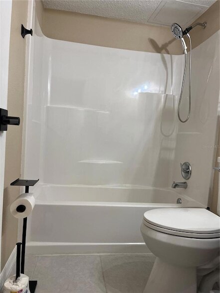 Building Photo - 211 Thorn Tree Place Unit 211