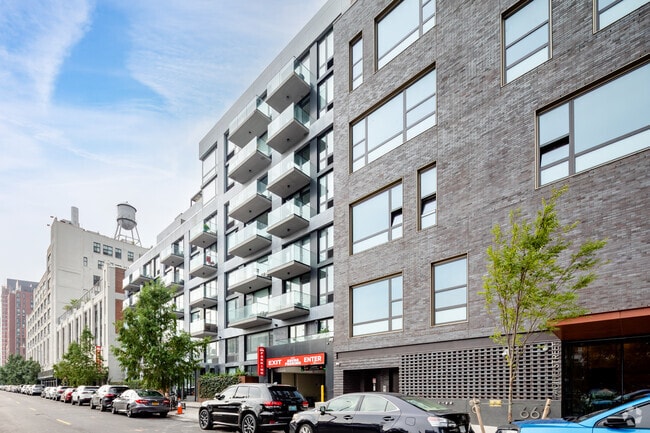 Building Photo - 670 Pacific