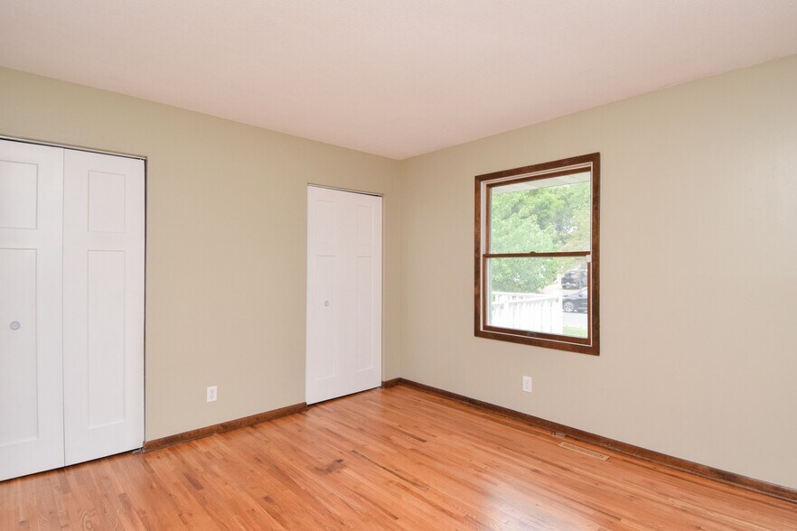 Primary Bedroom with double closets - 11420 Terrace Rd NE