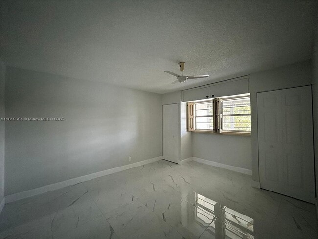 Building Photo - 5003 NW 35th St