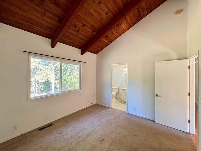 Building Photo - 11447 Lower Cir Dr