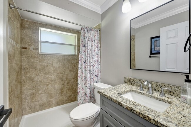 Bathroom #2 - 1109 SE Sandia Dr