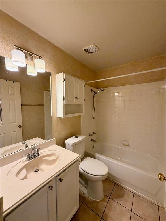 Building Photo - 8618 Columbia Falls Dr