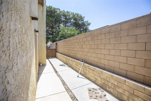 Building Photo - 43111 Weyand Ct