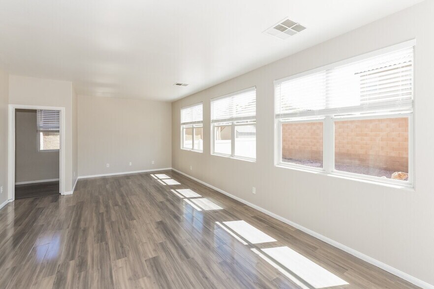 Building Photo - 561 Fork Mesa Ct