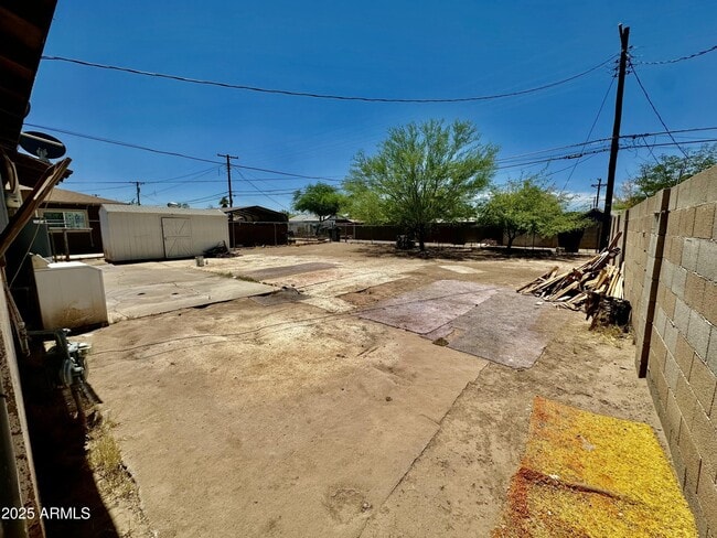 Building Photo - 4832 S 37th Ave
