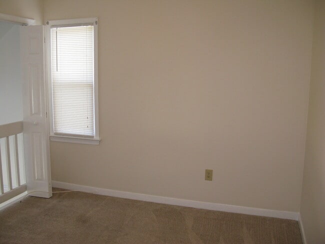 Building Photo - 8100 Cypresstree Ln