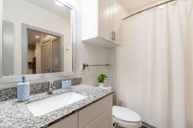 Building Photo - 3801 Vitruvian Way