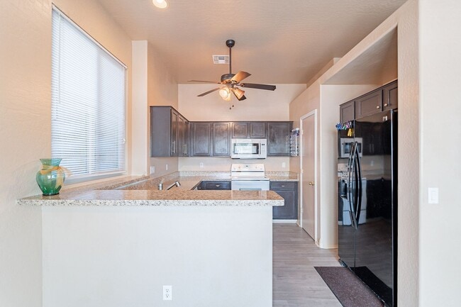 Building Photo - Stunning 4-Bedroom, 1.75-Bath Home Near South Mountain Section 8 Welcome