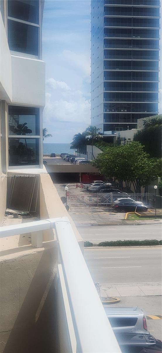 Building Photo - 1985 S Ocean Dr