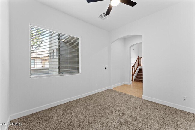 Building Photo - 3557 S Halsted Ct