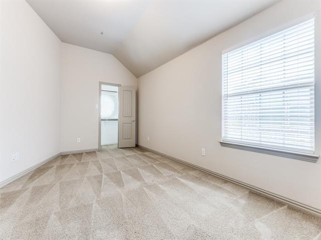 Building Photo - 3545 Bellaire Ct