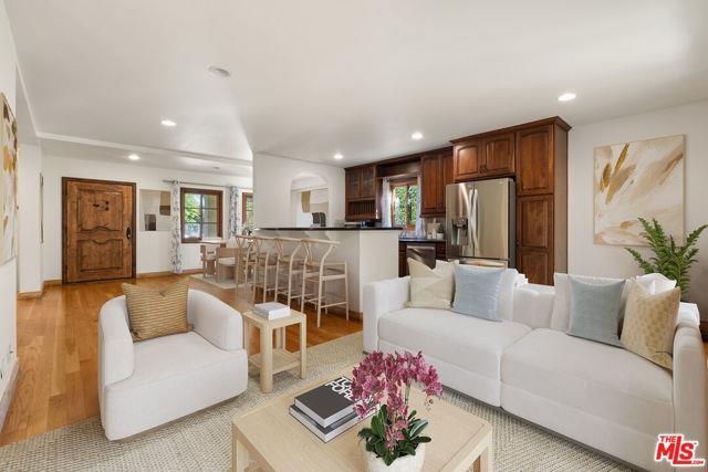 Building Photo - 7917 Westlawn Ave