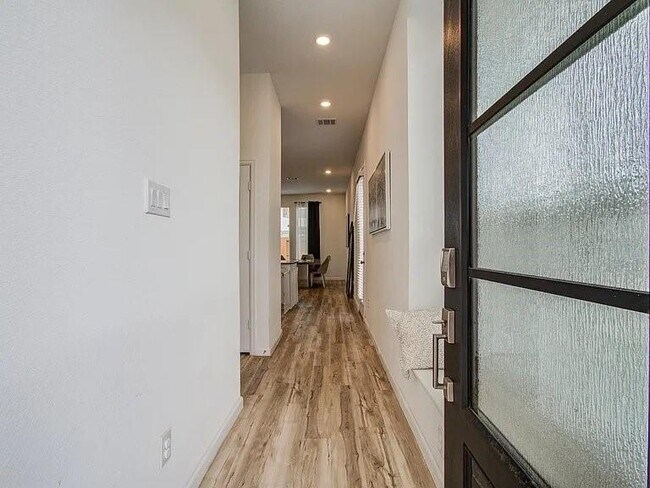Building Photo - 5502 Amber Brook Ln