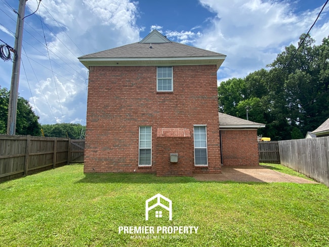 Building Photo - Spacious 3BR/2.5BA Raleigh Home | 1,528 Sq Ft, Fireplace, Garage & Fenced Yard