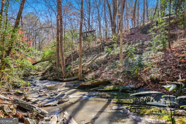 Building Photo - 4421 Paradise Cir SE