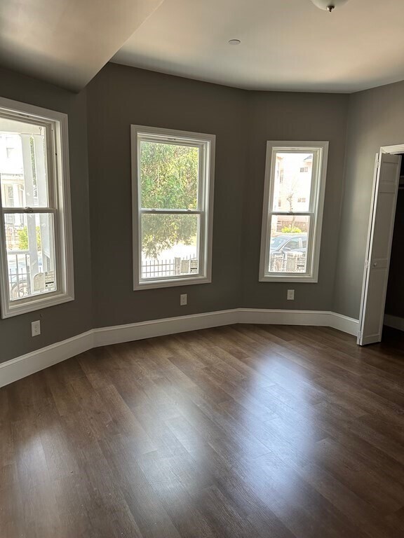 Building Photo - 39 Clarkwood St