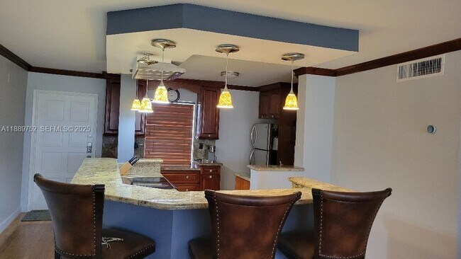 Building Photo - 2691 S Course Dr