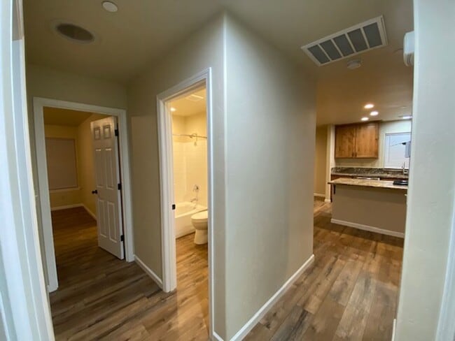 Building Photo - Simply gorgeous 3/2 with 2 car garage, dog...