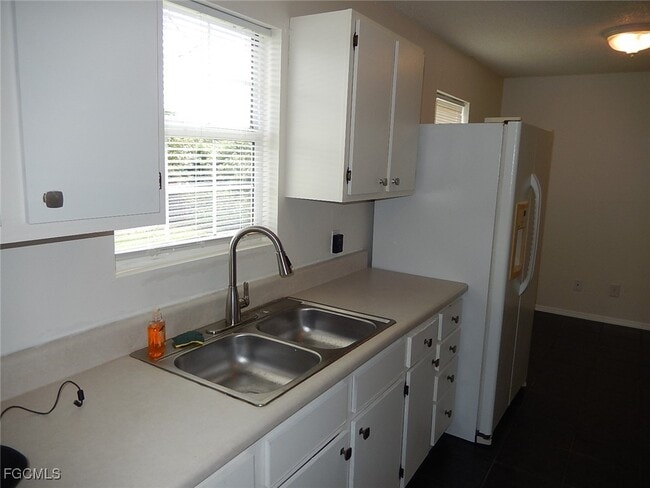 Building Photo - 3309 2nd St SW