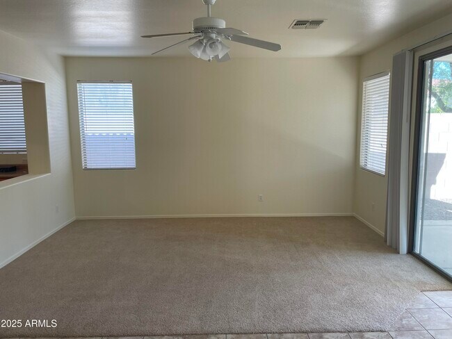 Building Photo - 13953 N 159th Dr